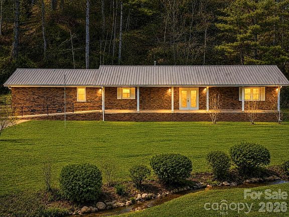 2nd image of 208 Murdock Rd