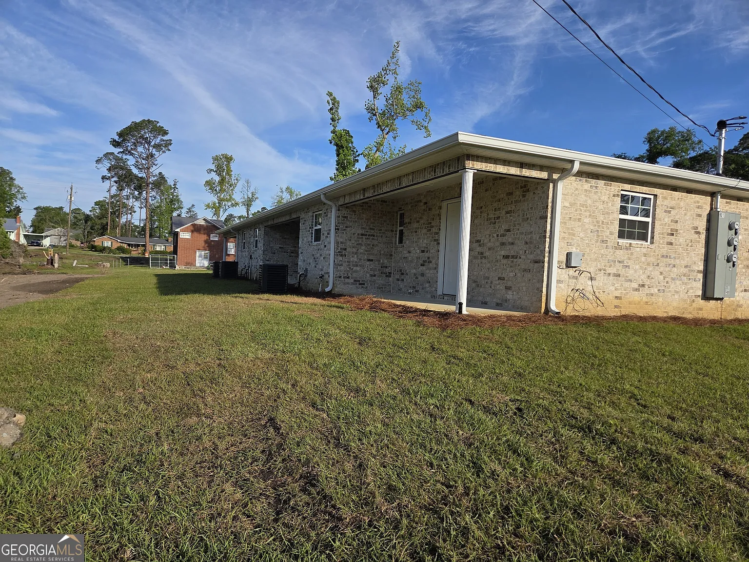 2 bed, 2.0 bath, 1000 sqft, $1,250 — Photo 2