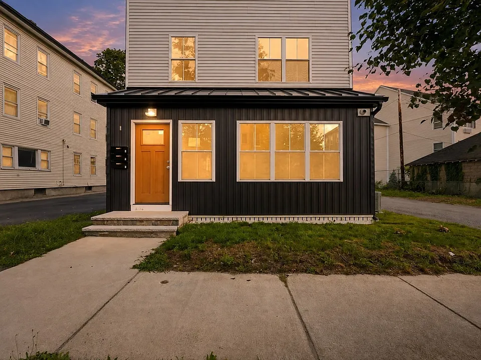 71 Dewey St #1-2-3