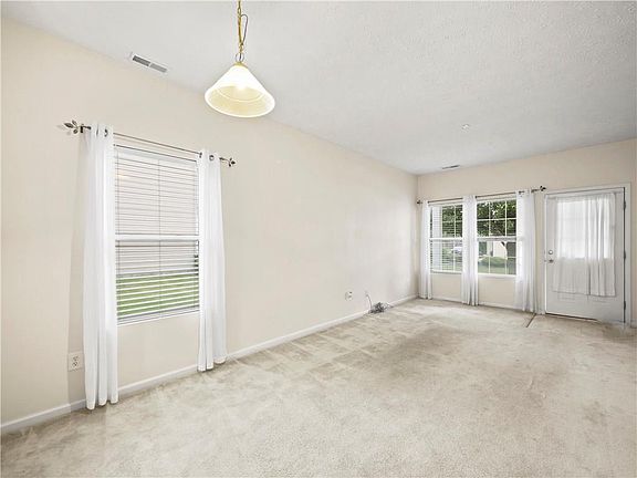 4th image of 5031 Tuscany Ln