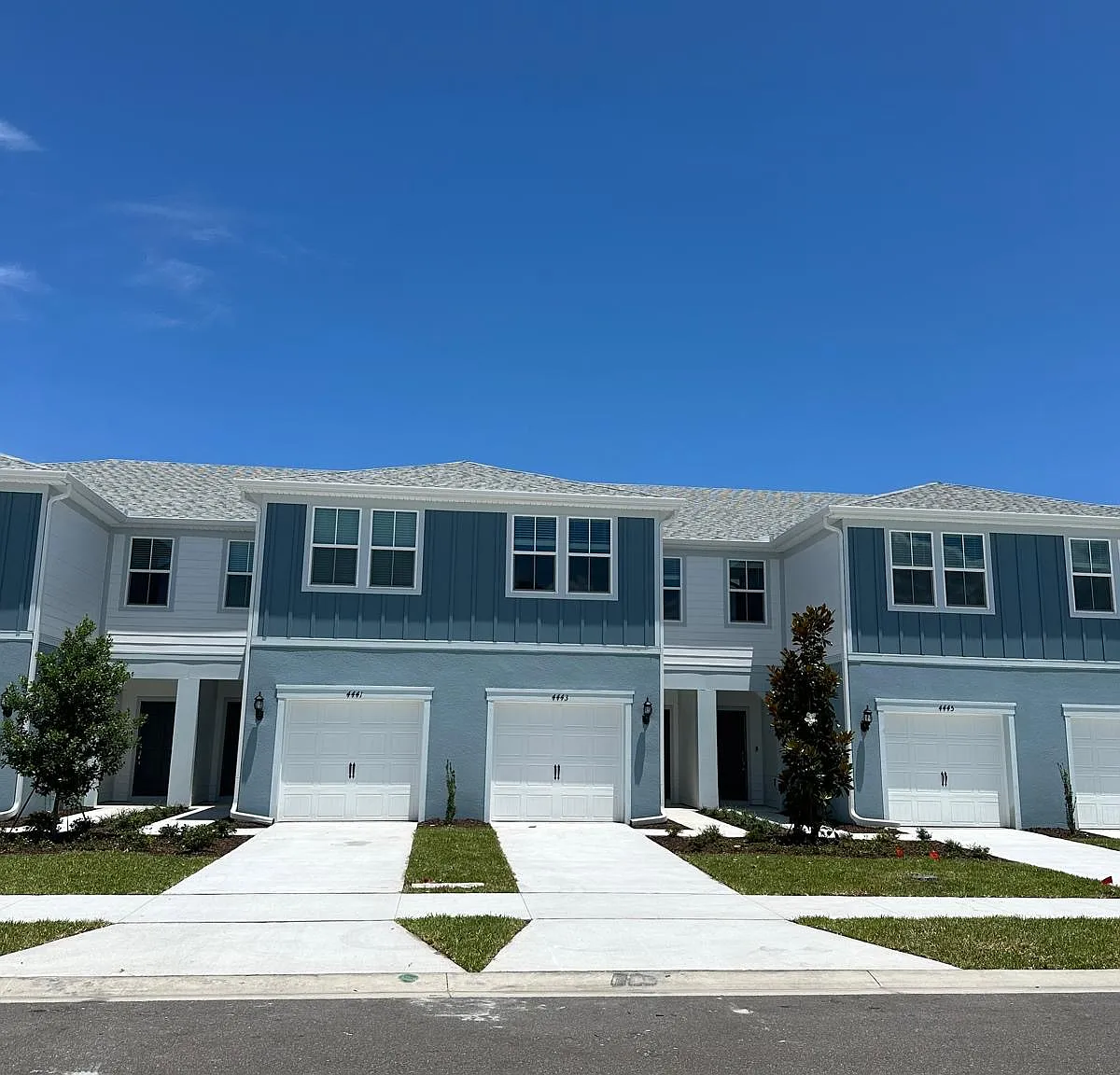 4443 Jetty Ln NE — Photo 1