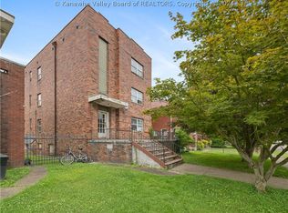 1522 Lewis St, Charleston, WV 25311