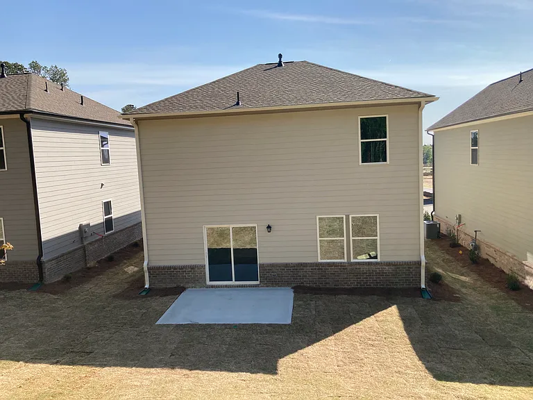 2068 Nuthatch Dr — Photo 3