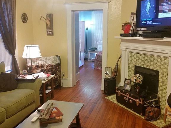 3rd image of 515 E Waldburg St APT C