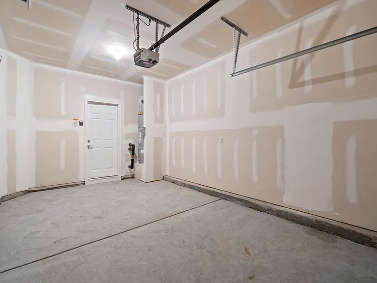 21136 Annabelle Pl — Photo 27