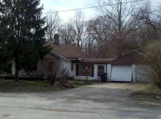 110 W 4th St, Danville, IL 61832