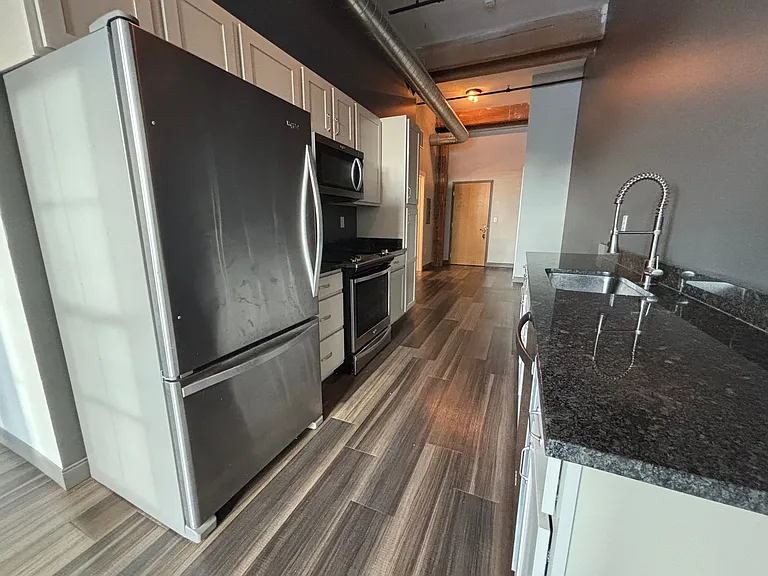 Oak Knitting Mill Apartments Franklin Square Available — Photo 13