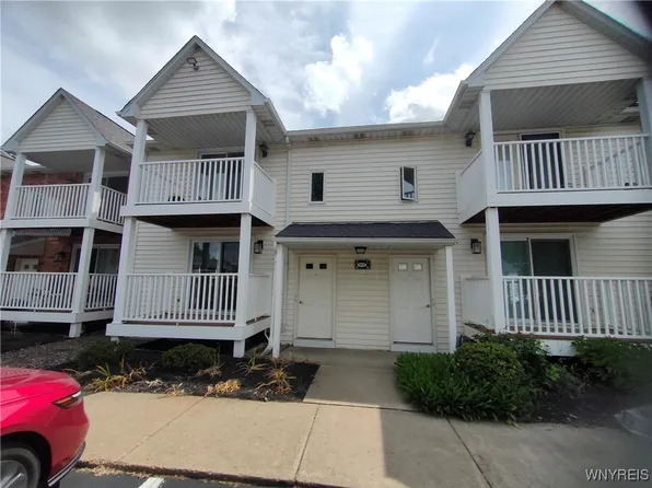 4617 Chestnut Ridge Rd APT I, Amherst, NY 14228