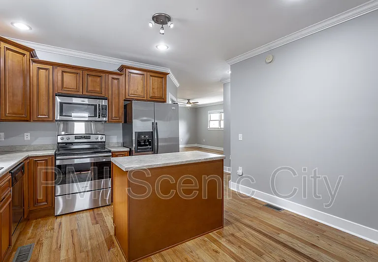 513 Lytle St — Photo 19