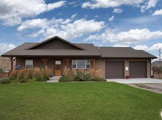 692 Quarry Rd, Columbus, MT 59019