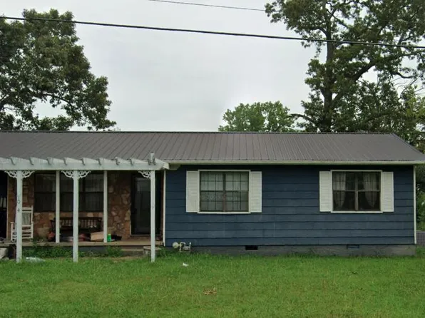 1004 8th St, Bridgeport, AL 35740