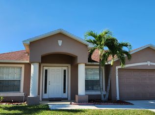 2573 Nature Pointe Loop, Fort Myers, FL 33905