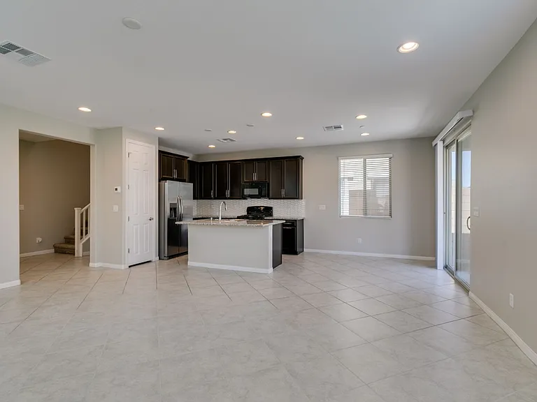10021 Silver Comet Ct — Photo 6