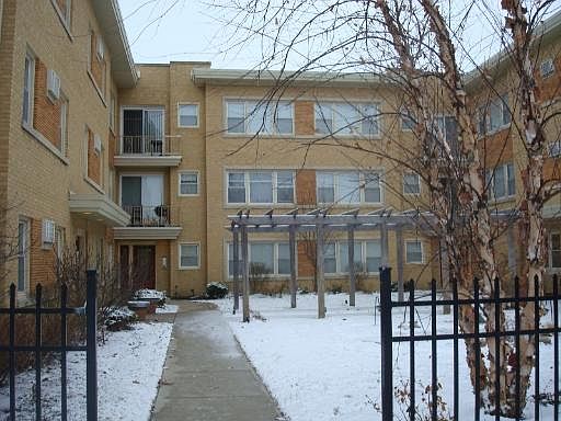 1st image of 1951 S Euclid Ave #101