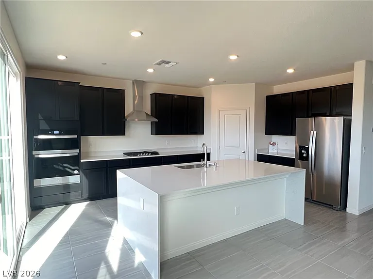 2801 Gallarate Dr — Photo 3