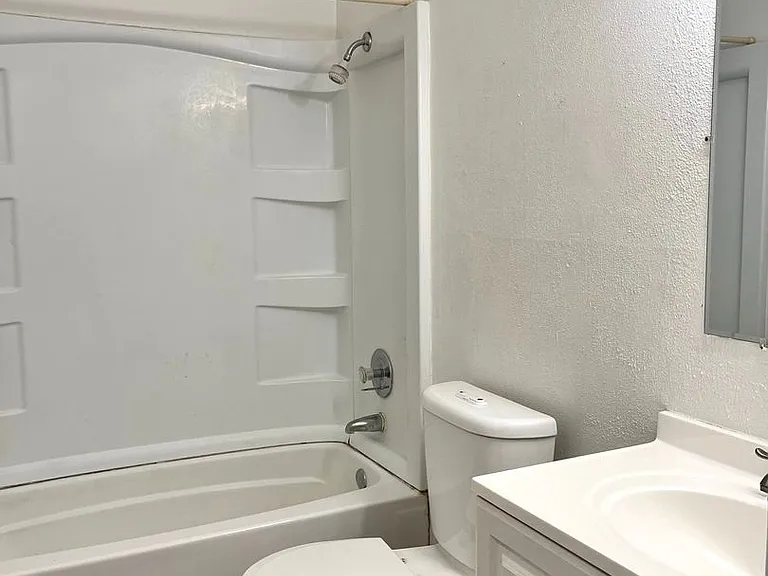 7603 Glen Vis — Photo 10