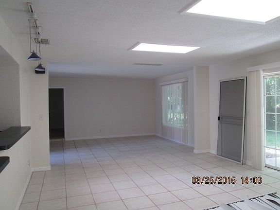 3rd image of 364 Seminole Dr