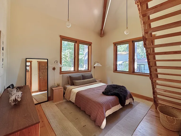 719 Decker Ave — Photo 15