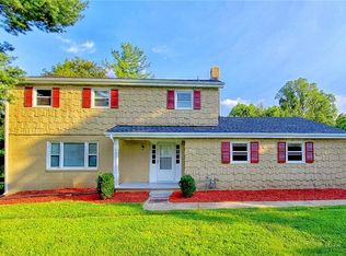 4330 Morningside Dr, Winston Salem, NC 27106