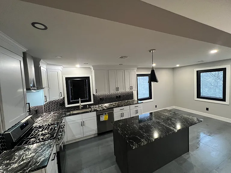 400 Knopf St #2 — Photo 13
