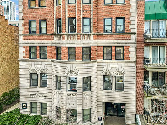 2nd image of 431 W Oakdale Ave APT 3D