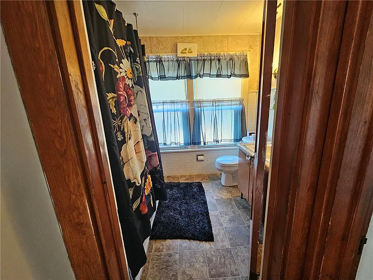 1127 Highland St #2 — Photo 9