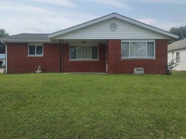 9232 S 1st St, Bloomington, IN 47403