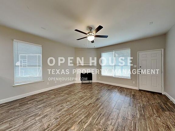 4th image of 8637 Rainy Lake Dr
