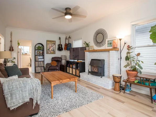 1976 Warwick Ave, Pt Coquitlam, BC V3C 1L6