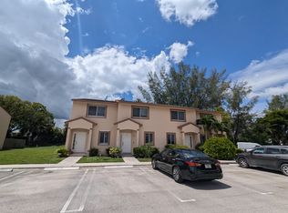 2702 Lakeview Dr W #A, West Palm Beach, FL 33411