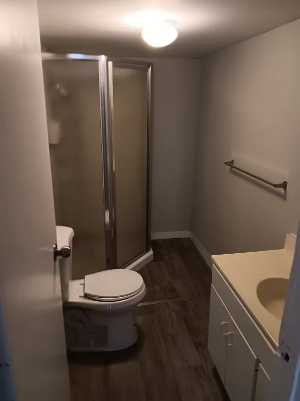 3 bed, 1200 sqft, $1,259 — Photo 3
