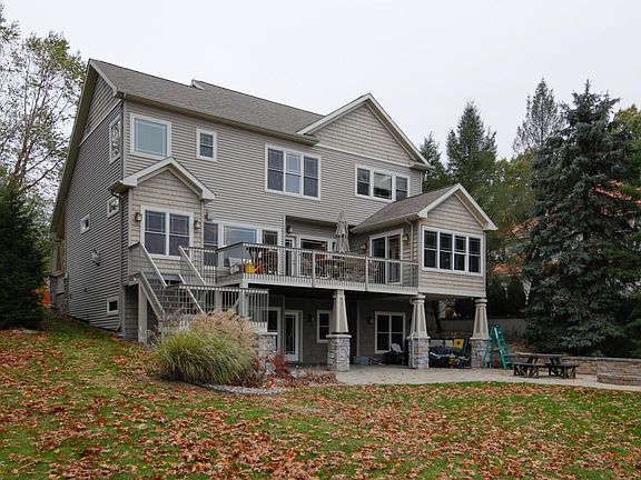 6825 3rd St-101