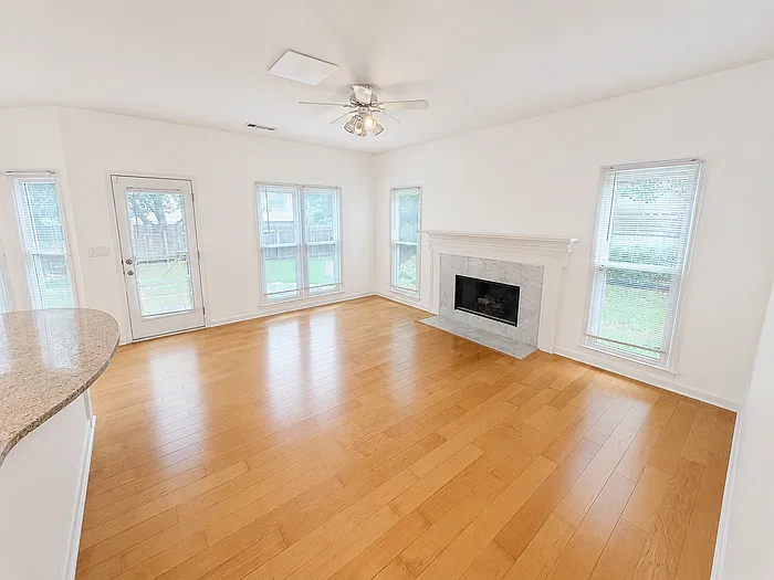 4735 Morton Bridge Ln — Photo 4