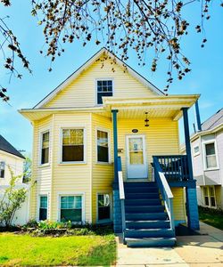 4821 W Grace St, Chicago, IL, 60641