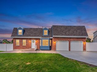 6730 S Nottingham Dr, West Jordan, UT 84084