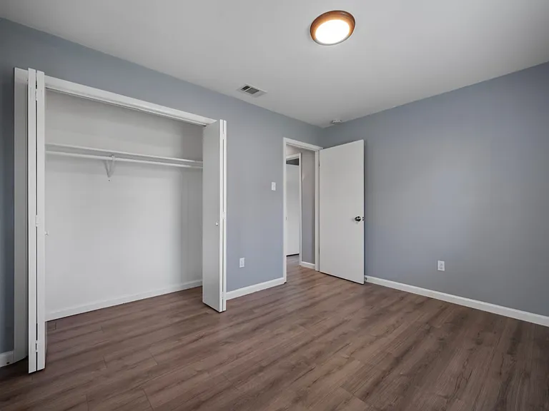 10700 Plains Trl #1 — Photo 12