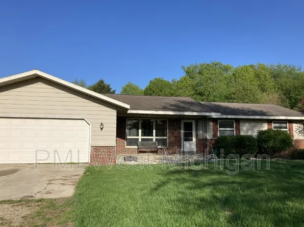 4537 21st St, Dorr, MI 49323