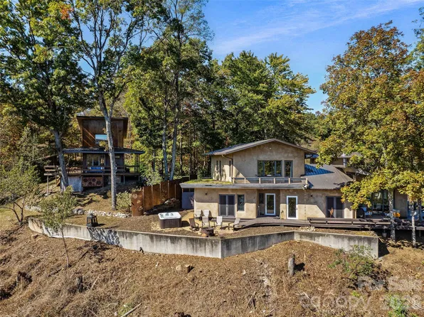 5013 Needmore Rd, Bryson City, NC 28713