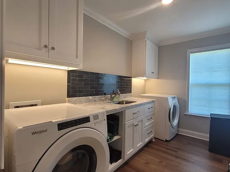 3925 Duke Ct — Photo 18
