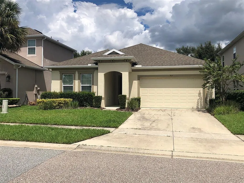 3 bed, 2.0 bath, 1650 sqft, $2,795 — Photo 2