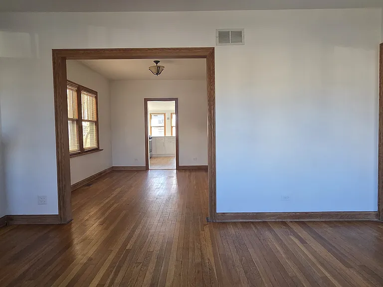 5515 W Grace St — Photo 5
