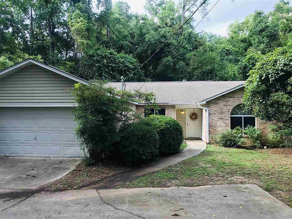 1st image of 928 Redbud Ave