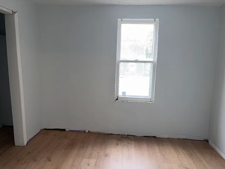 1513 S Livingston St — Photo 6
