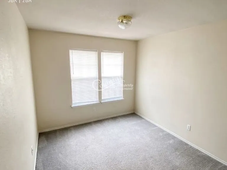 3109 Rampart Loop — Photo 12