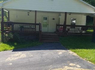 263 Cecil Dr, North Tazewell, VA 24630