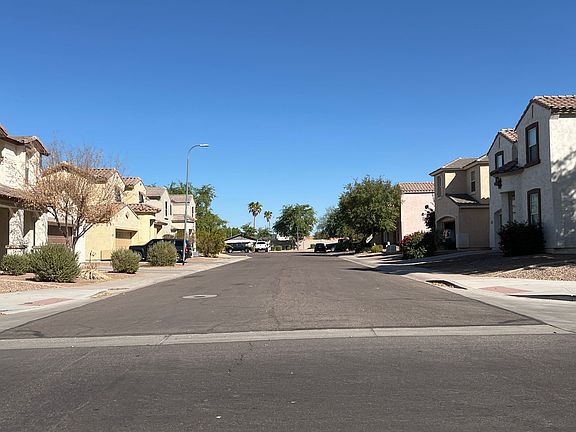4th image of 1206 E Sunland Ave
