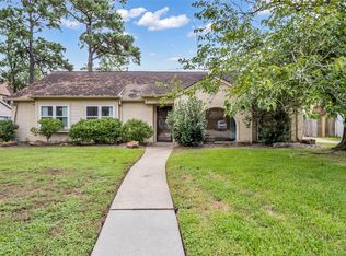 8227 Schaffer Ln, Houston, TX 77070
