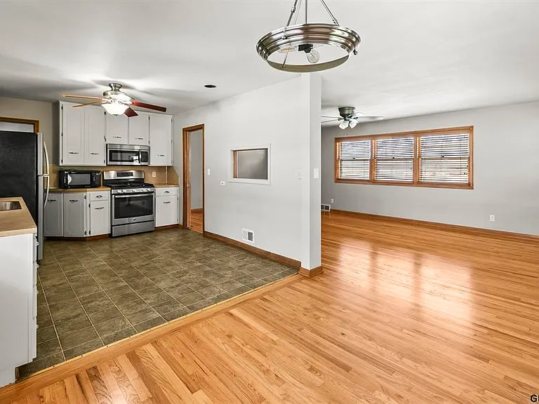 5518 Woolworth Ave — Photo 8