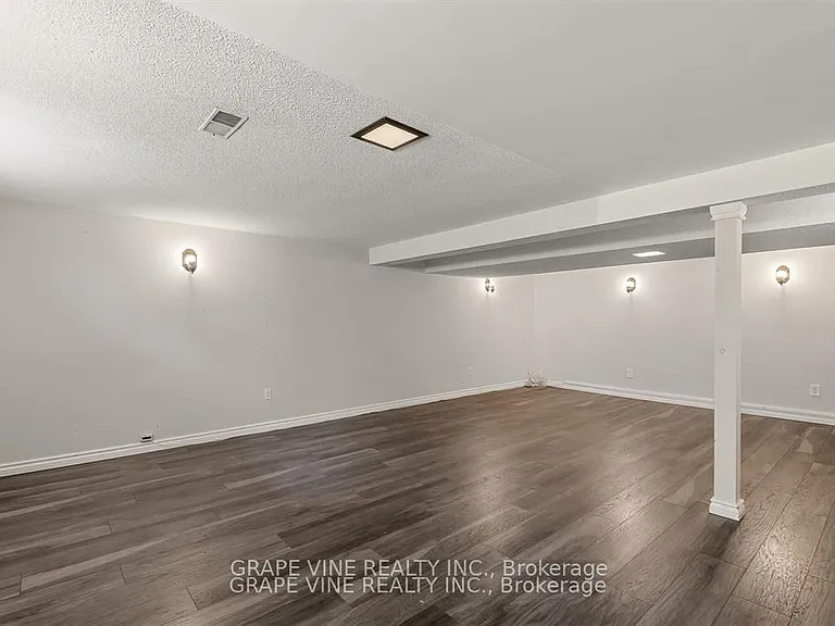 104 Oriole Ave — Photo 15
