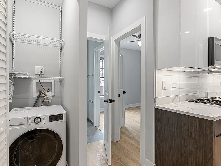 7642 N Eastlake Ter — Photo 26